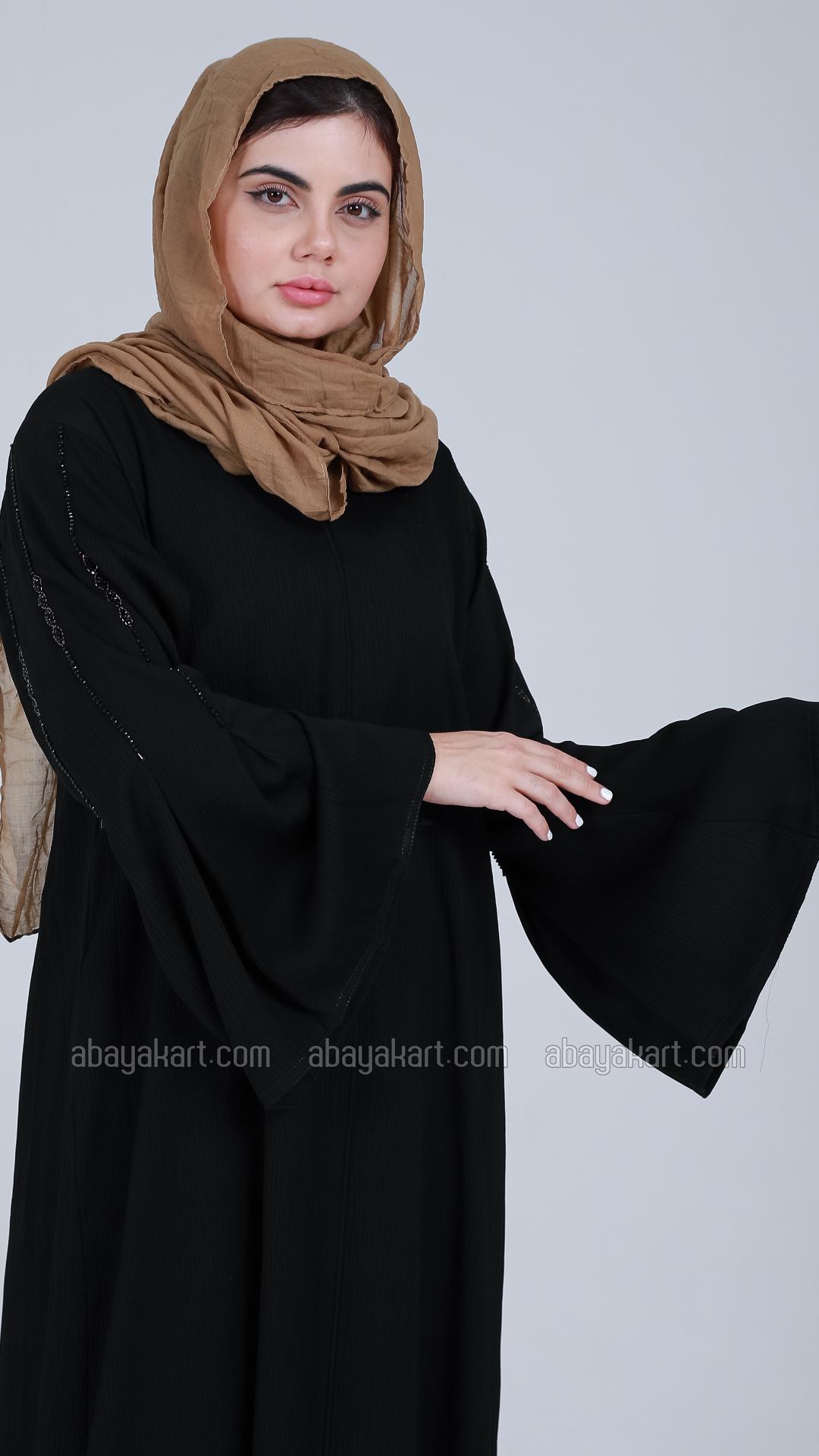 Bulk Zoom Abaya With Handwork On Sleeves And Back In Black