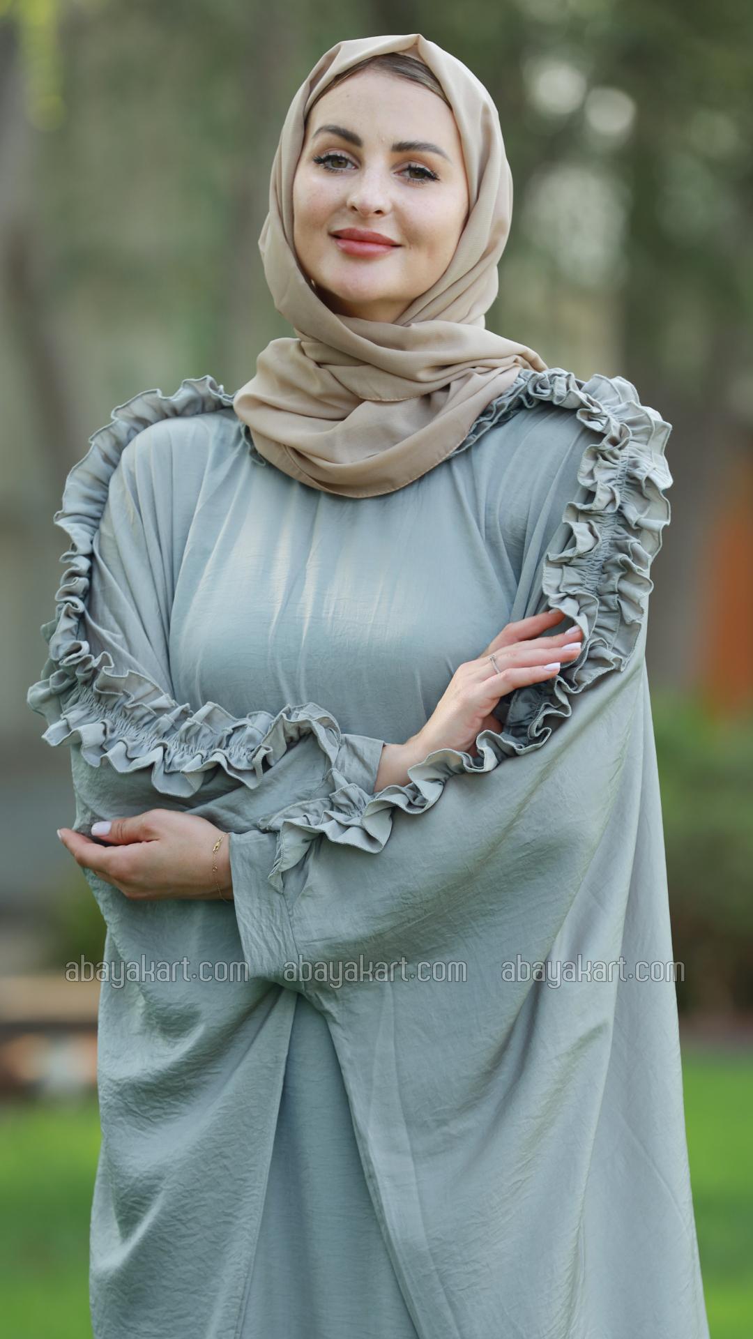 Bulk Kaftan with Frill Work on the Sleeves and Neck in Chrome Grey